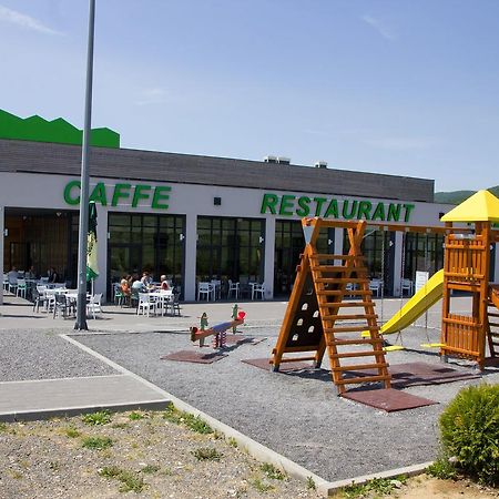 Hotel Lika Jug Brinje エクステリア 写真